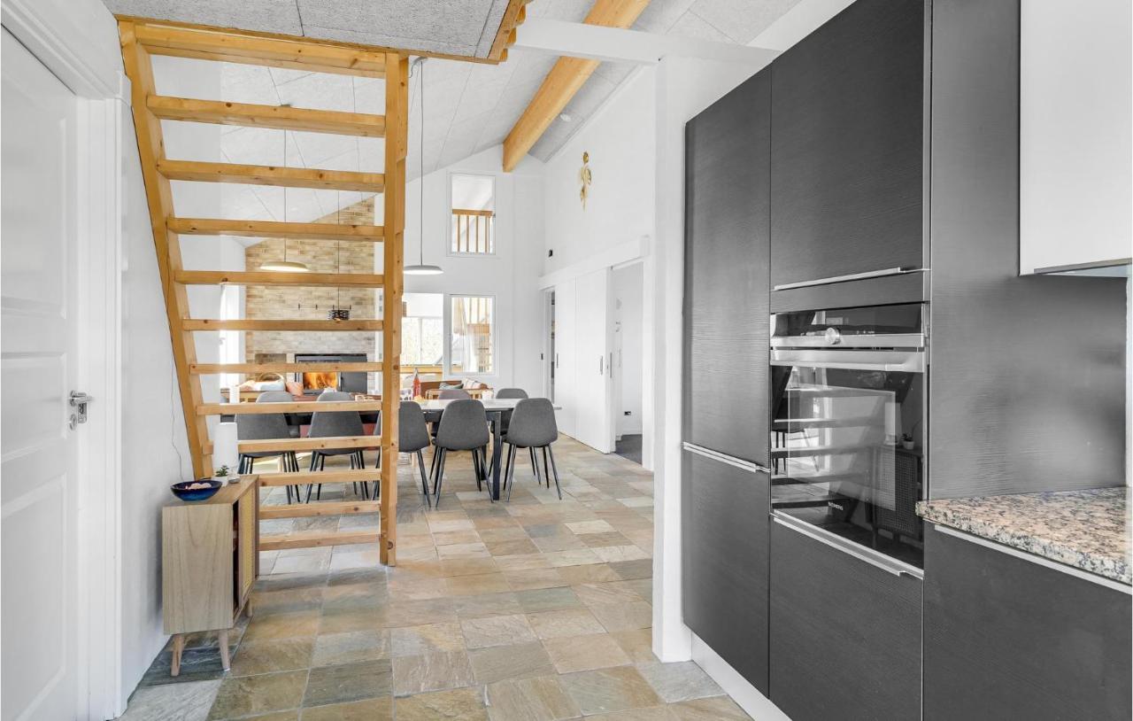 Nice Home In Tarm With Kitchen Екстер'єр фото